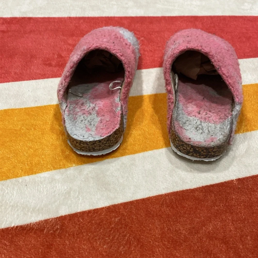 3/$10 Girls Sherpa Clog slippers size 13/1